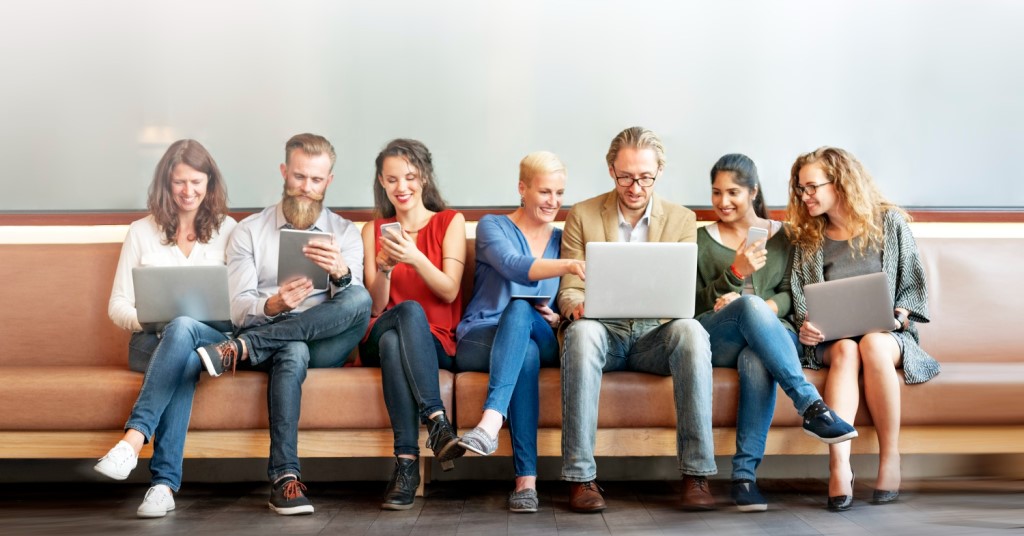 How Community Features Influence Long-Term Player Retention